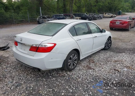 2015 Honda Accord Lx z USA, uszkodzony, nr VIN 1HGCR2F3XFA036279